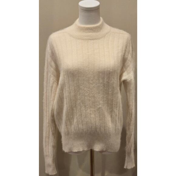 La Redoute Lambswool Angora Cream Sweater Faux Pearl Shoulder Accents Large - Picture 2 of 10